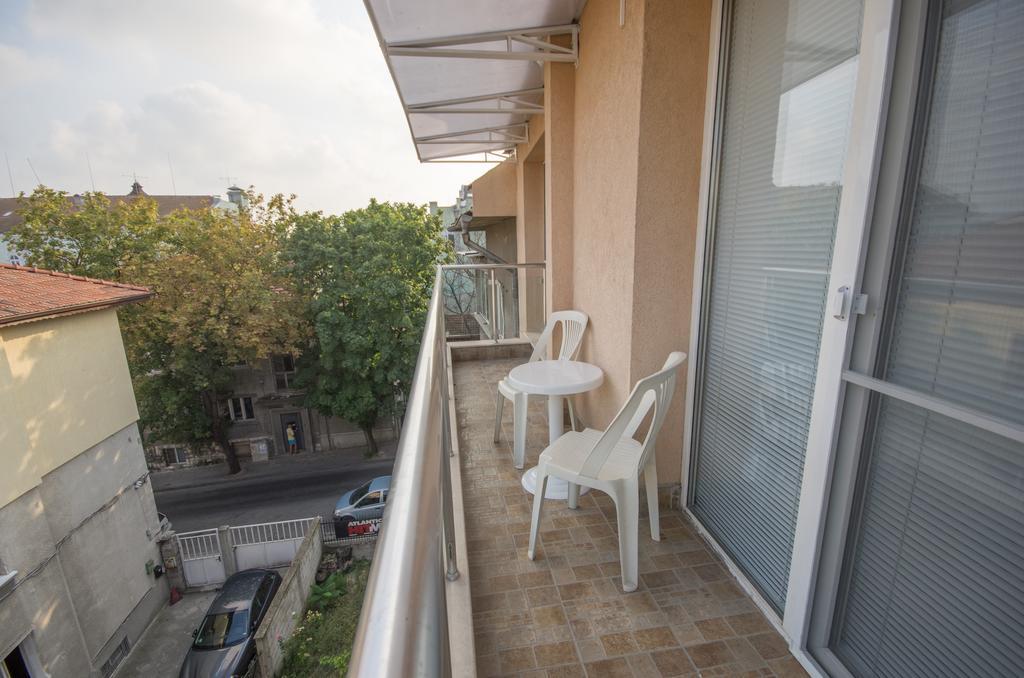 City Apartments La Casa Várna Kültér fotó