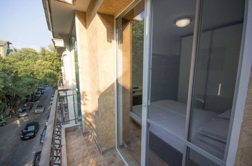 City Apartments La Casa Várna Kültér fotó